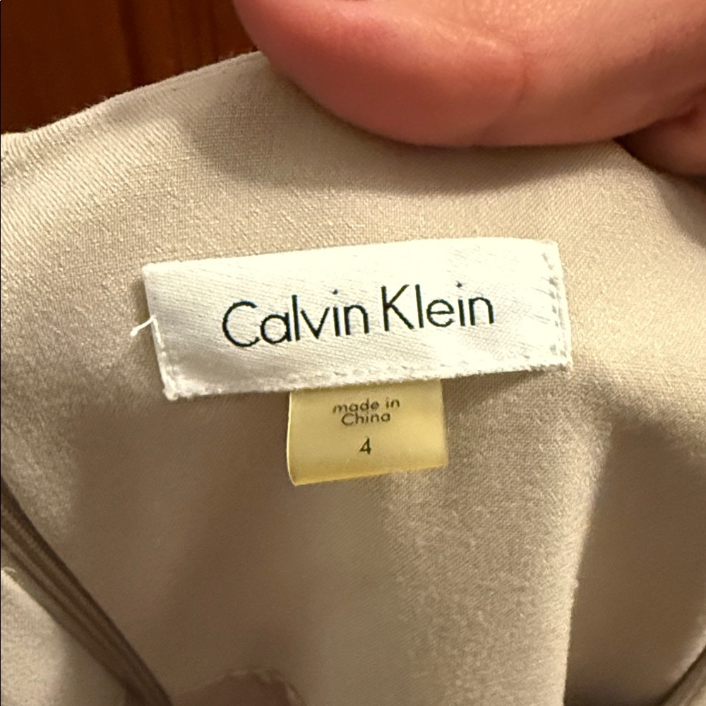 Calvin Klein Size 4, Neutral Beige and Black Dress - Picture 3 of 3